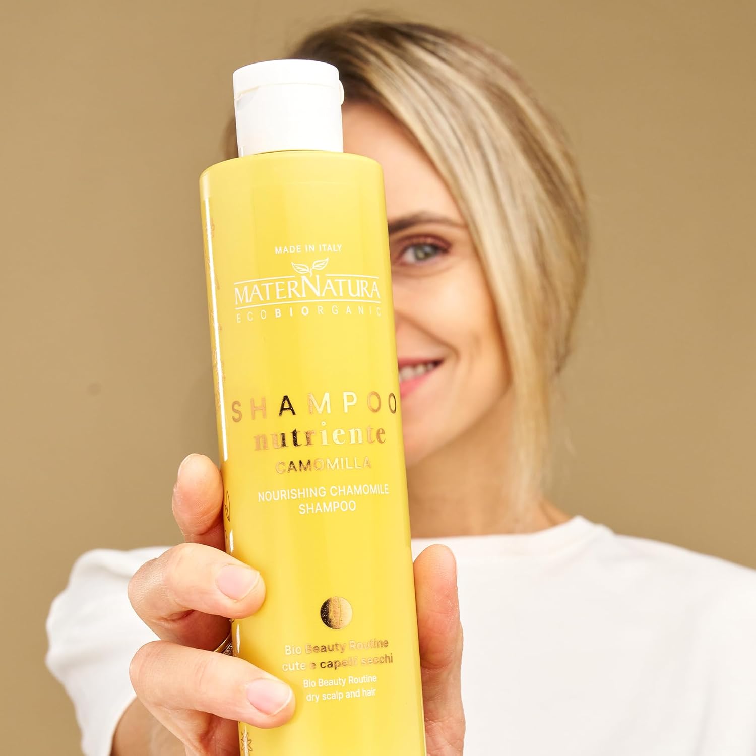 Maternatura, Shampoo for Dry Hair with Chamomile, Formula Enriched with Conditioner with Nourishing and Moisturizing Action, Bio Beauty Routine for Dry Skin and Hair, 8.45 Fl.Oz
