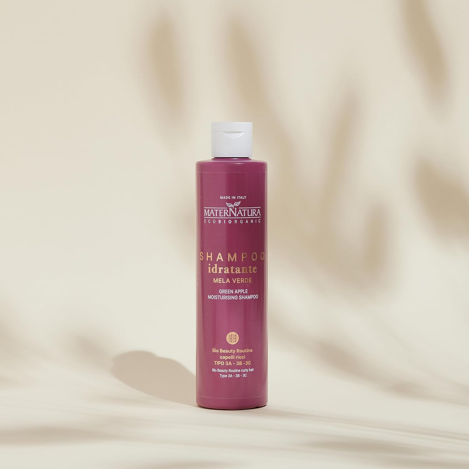 Maternatura Moisturising Shampoo for Curly Hair with Green Apple, Curl Definition, Anti-Frizz Effect, Organic Beauty Routine for Curly Hair, 8.45 Fl. Oz